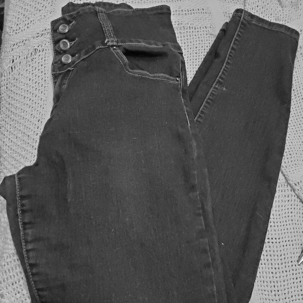 Dark high waisted Jean's